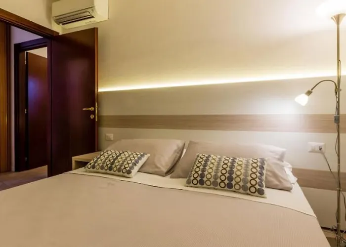 Crystal Palace Apart-hotel 4*