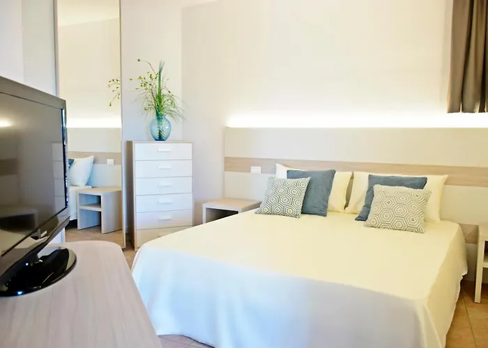 Crystal Palace Hotel apartamentowy 4*