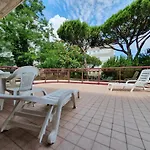 Crystal Palace Apart-hotel