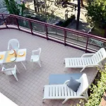 Crystal Palace Apart-hotel