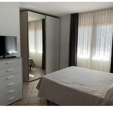 Crystal Palace Aparthotel