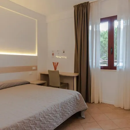 Crystal Palace 3*