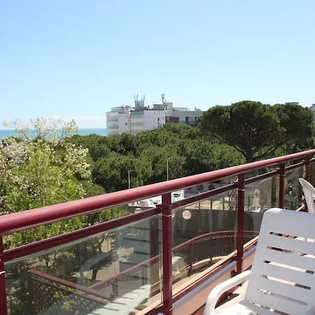 Crystal Palace Aparthotel Milano Marittima