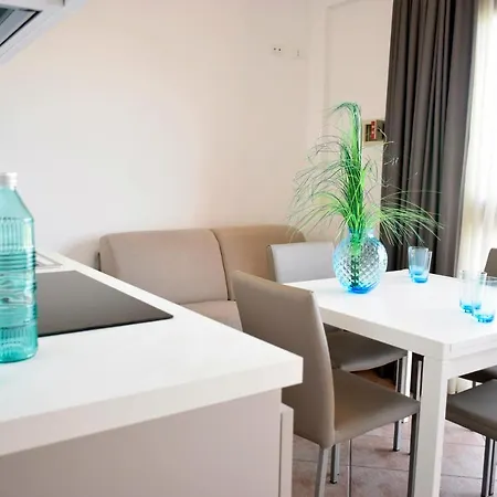 Crystal Palace Aparthotel Milano Marittima
