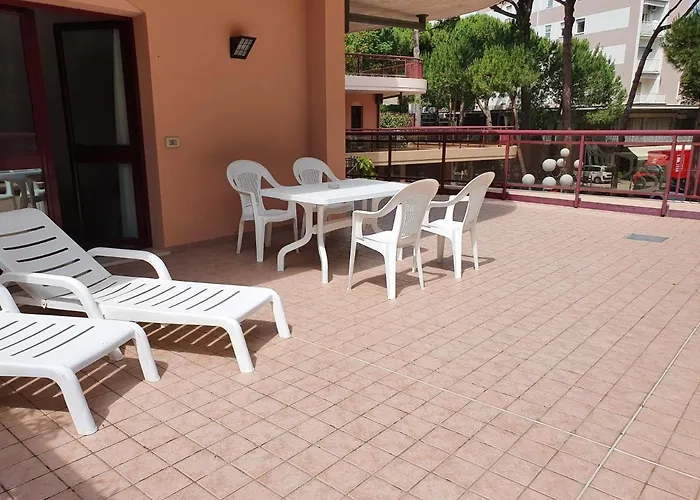 Crystal Palace Lägenhetshotell Milano Marittima