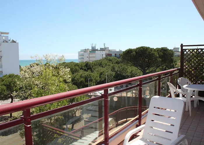 Crystal Palace Lägenhetshotell Milano Marittima