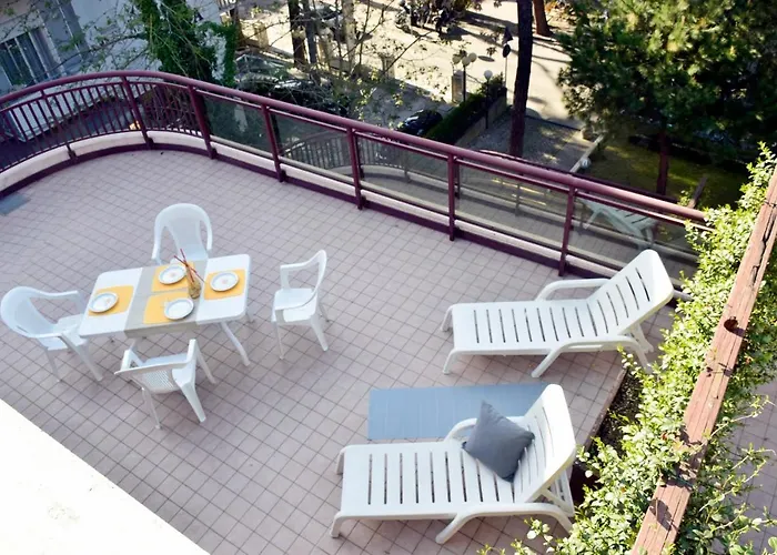 Crystal Palace Apartmanhotel